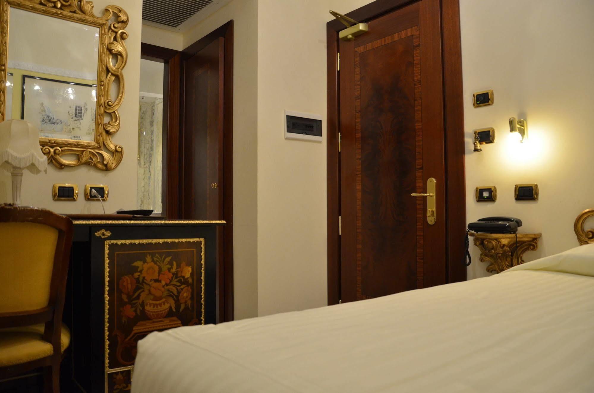 Hotel Des Epoques Rzym Zewnętrze zdjęcie