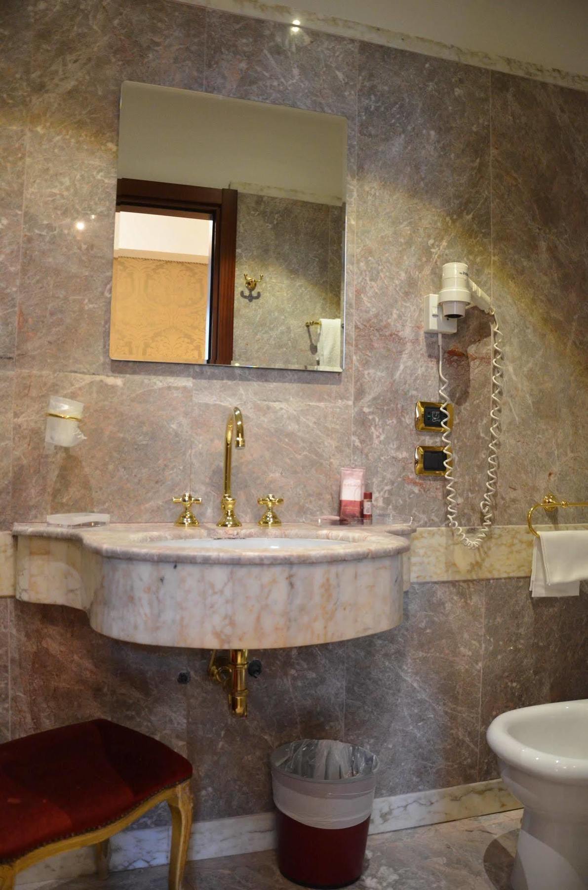 Hotel Des Epoques Rzym Zewnętrze zdjęcie