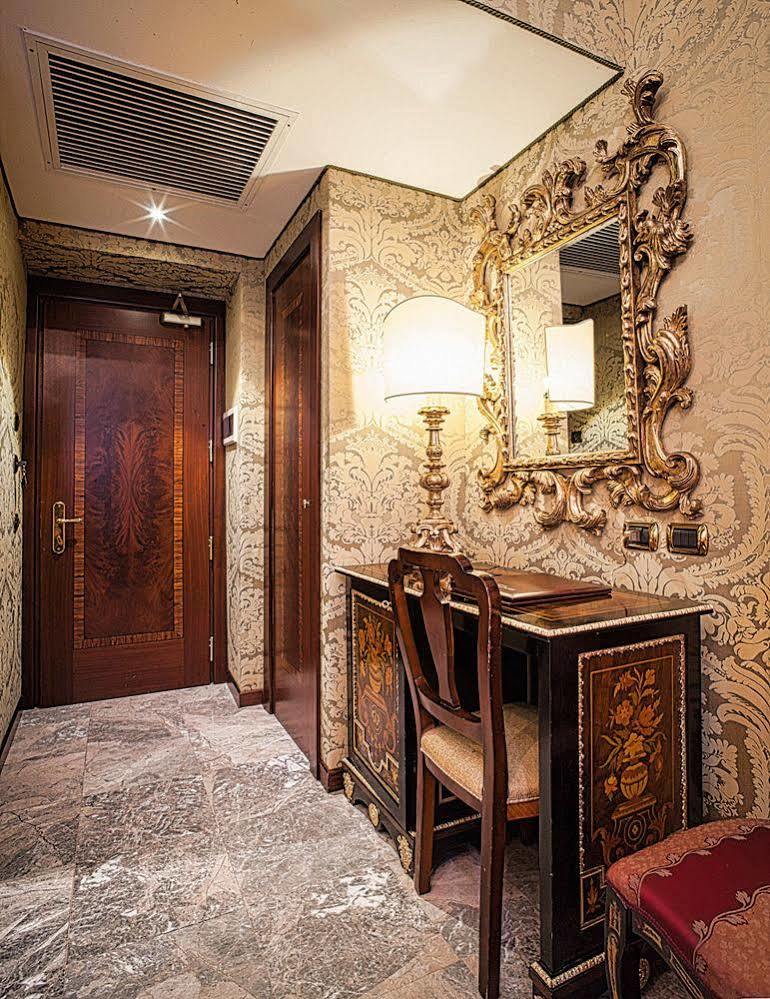 Hotel Des Epoques Rzym Zewnętrze zdjęcie